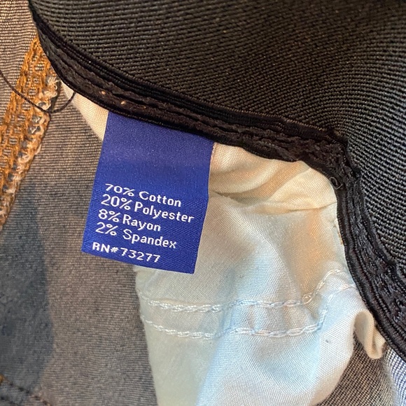 Apt. 9 Women's Straight Leg Jeans - Picture 4 of 7